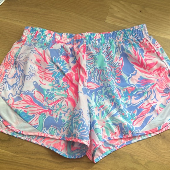Lilly Pulitzer Pants - Lilly Pulitzer 4” Ocean Trail Short Blue Peri Viva La Lilly